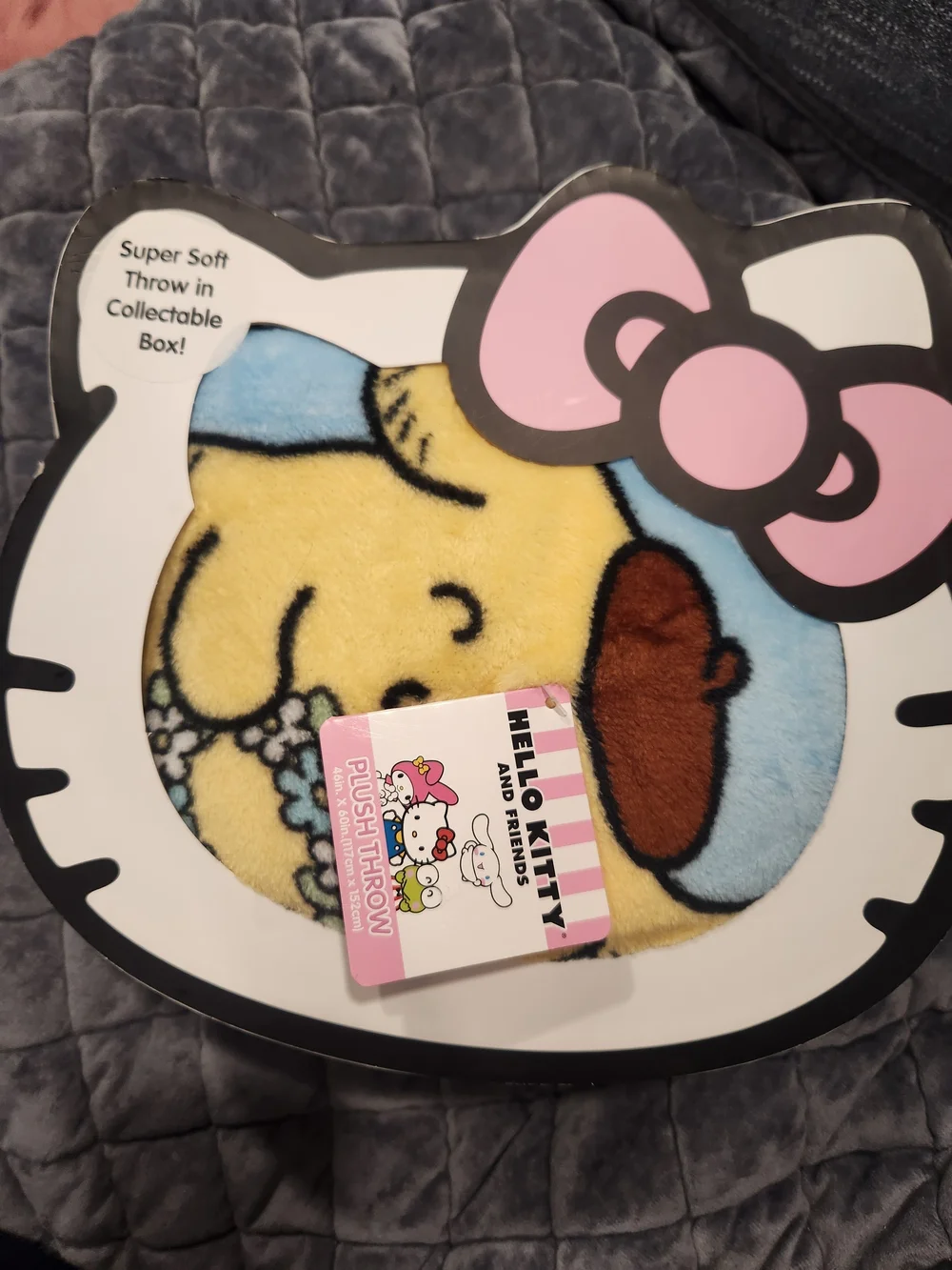 Hello Kitty Yellow & Blue Plush Throw Blanket - Kids Bath, Skin & Hair